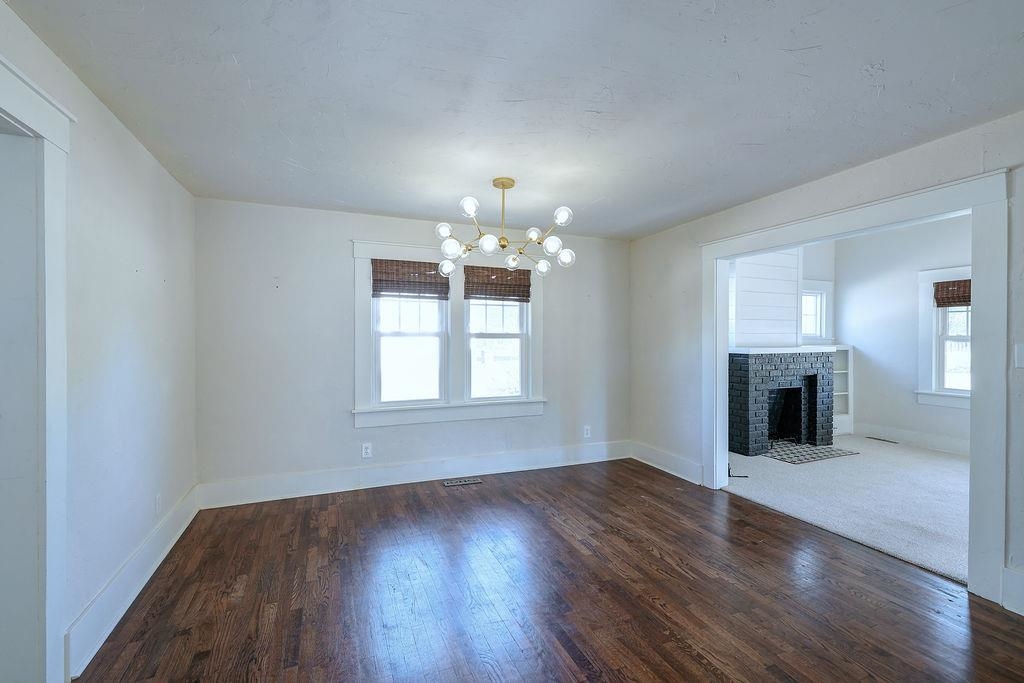 223 N College Property Photo 8