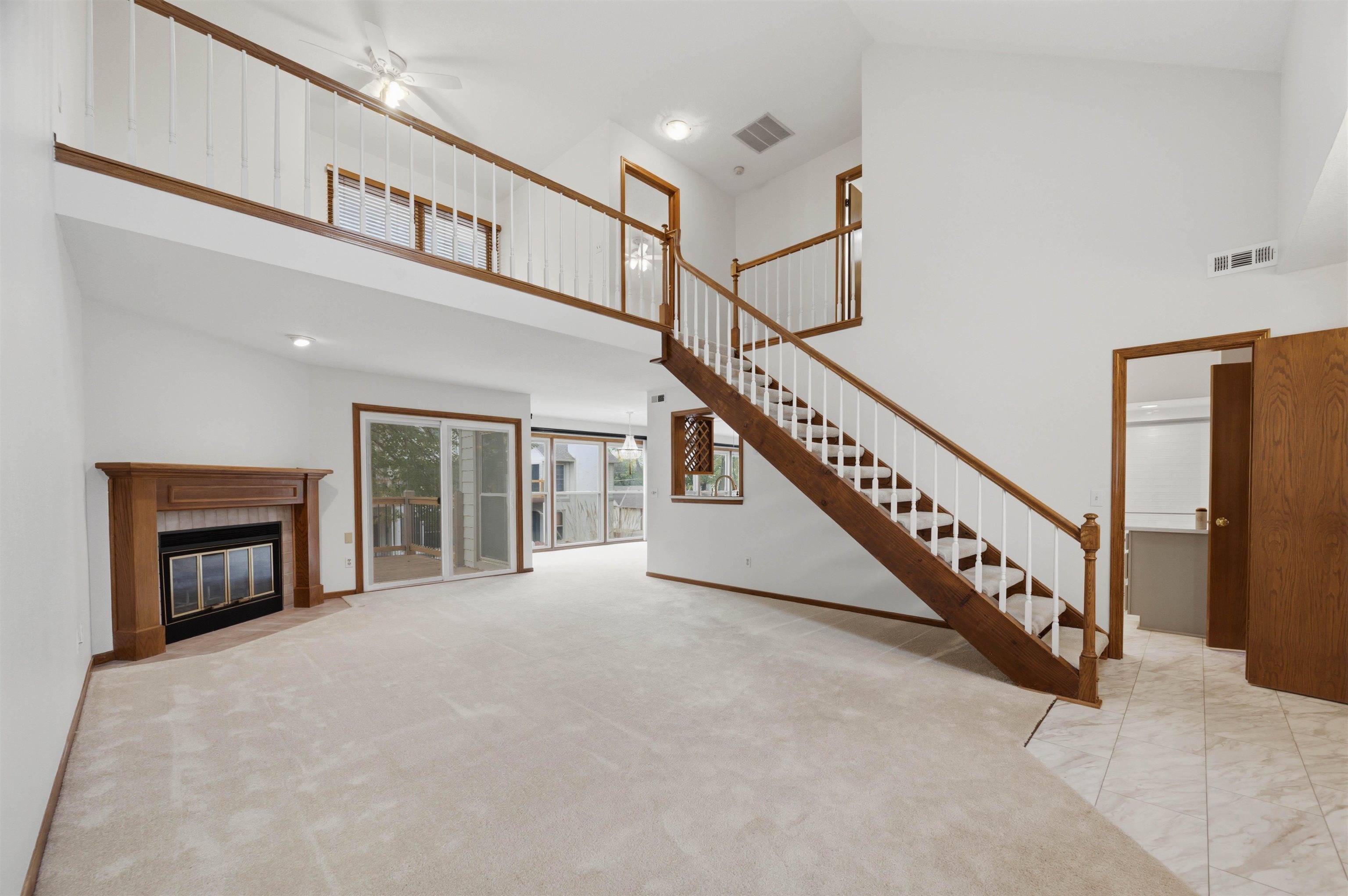 8019 E Lakepoint Way #205 Property Photo 6