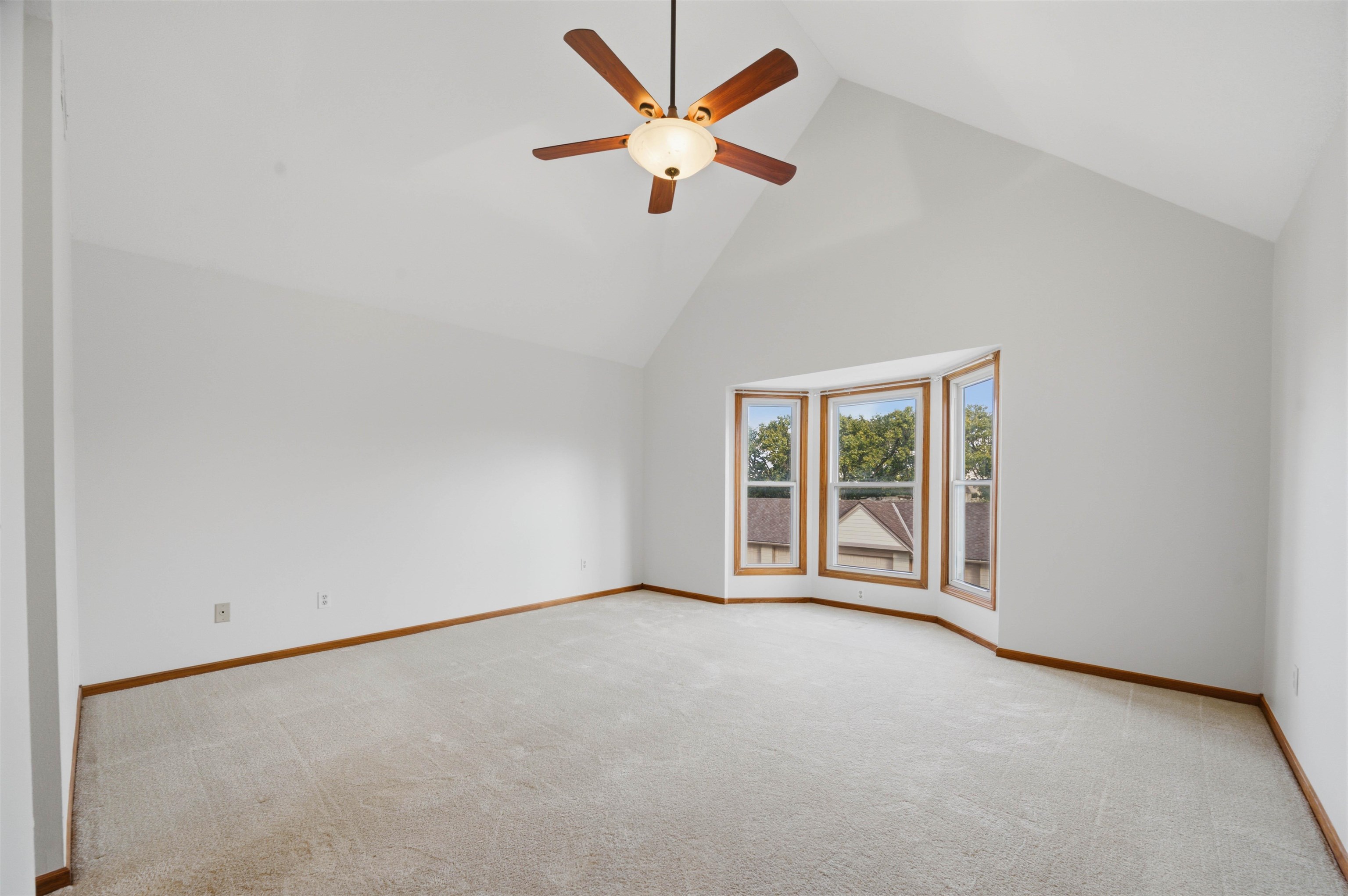 8019 E Lakepoint Way #205 Property Photo 12