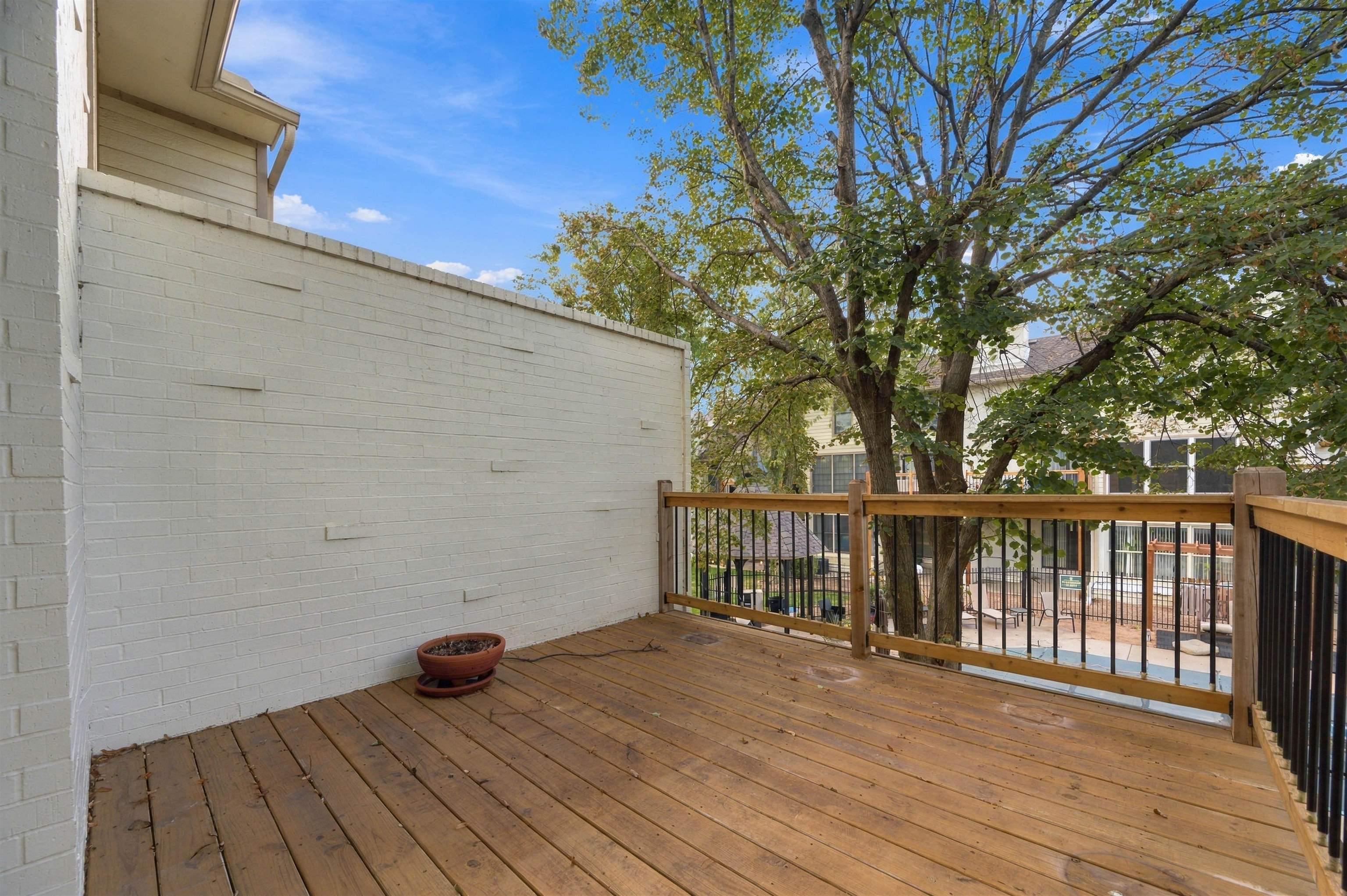 8019 E Lakepoint Way #205 Property Photo 21