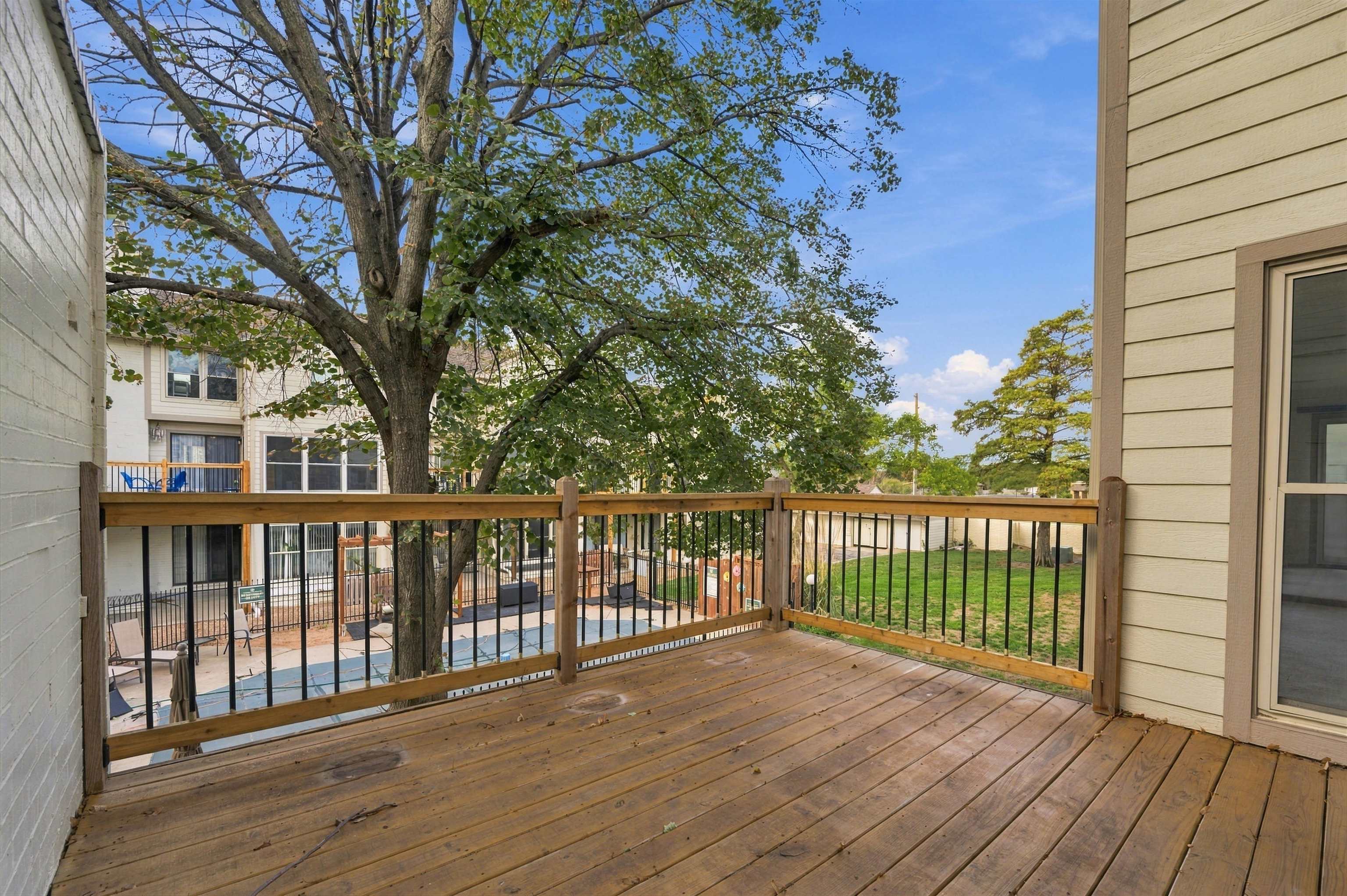 8019 E Lakepoint Way #205 Property Photo 22