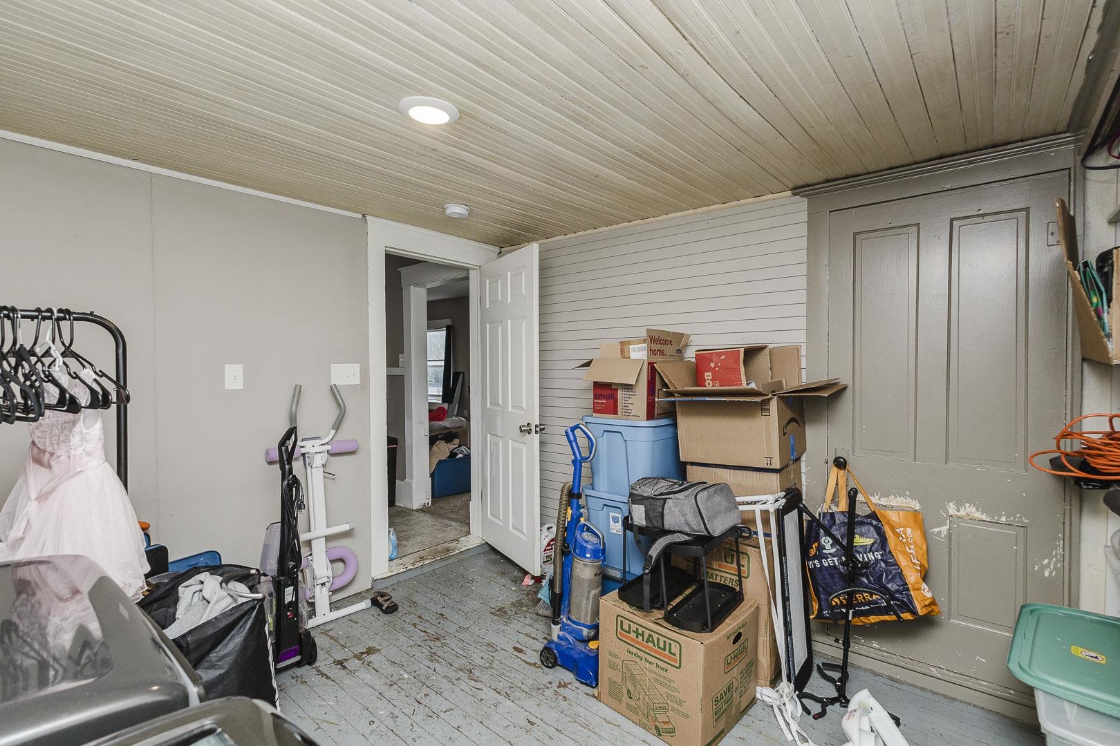 243 S Volutsia Property Photo 12