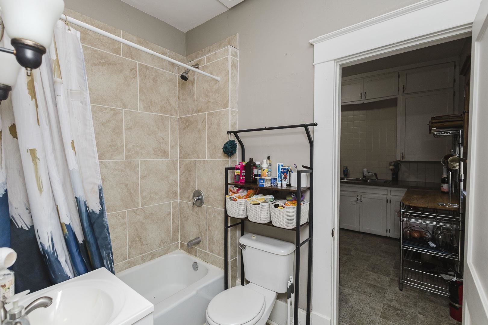 243 S Volutsia Property Photo 15