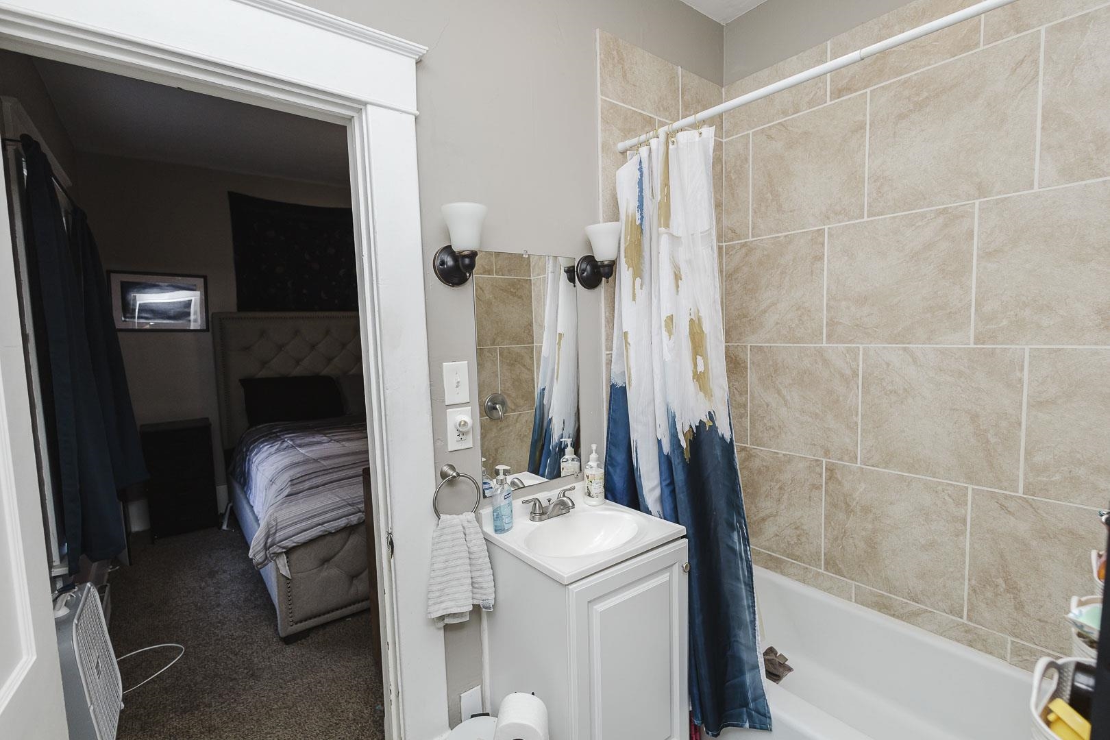 243 S Volutsia Property Photo 16
