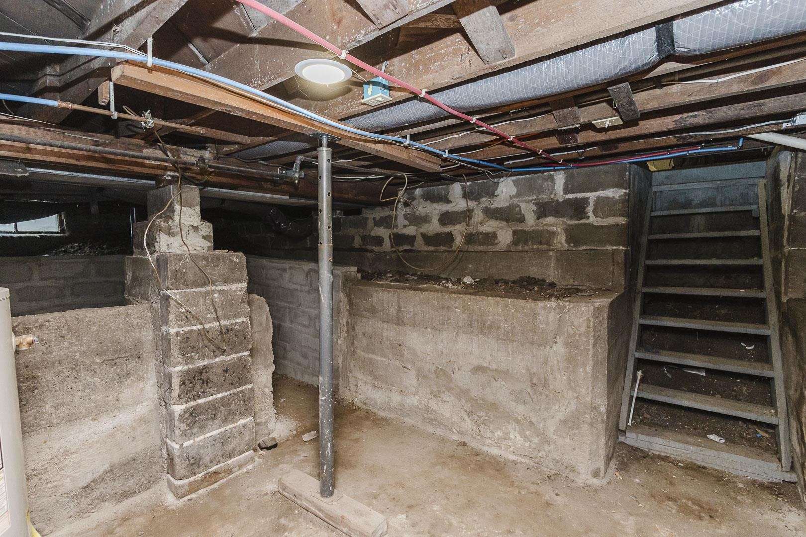 243 S Volutsia Property Photo 19