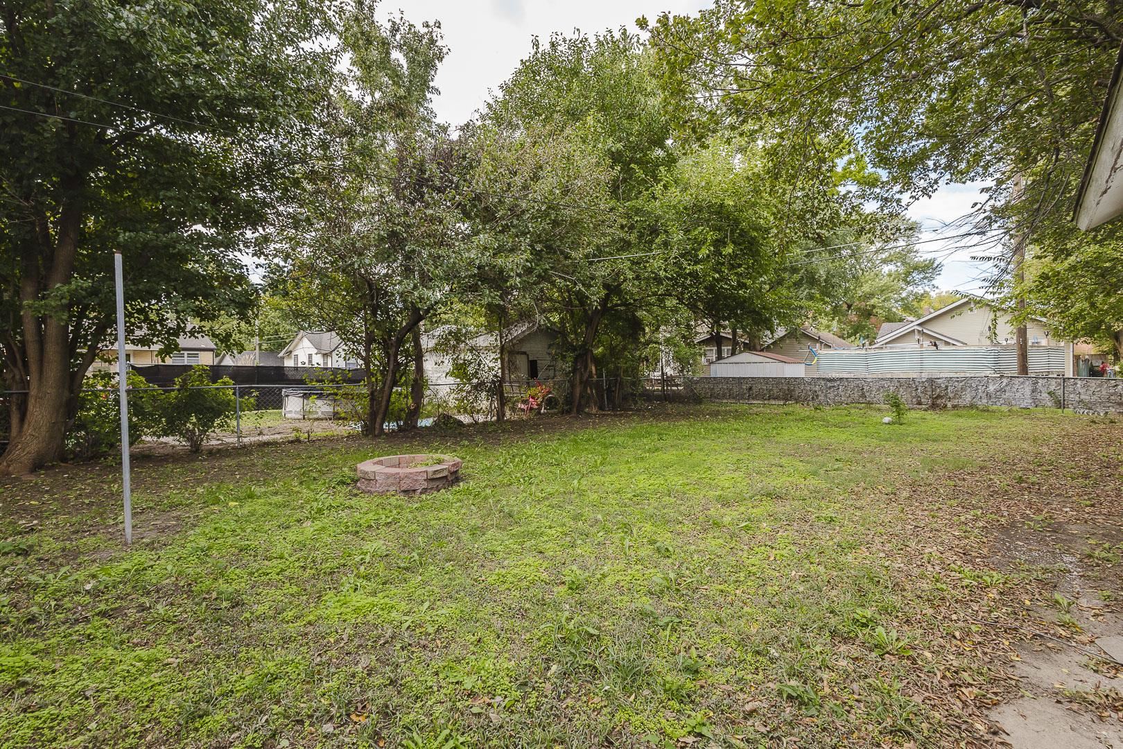 243 S Volutsia Property Photo 26