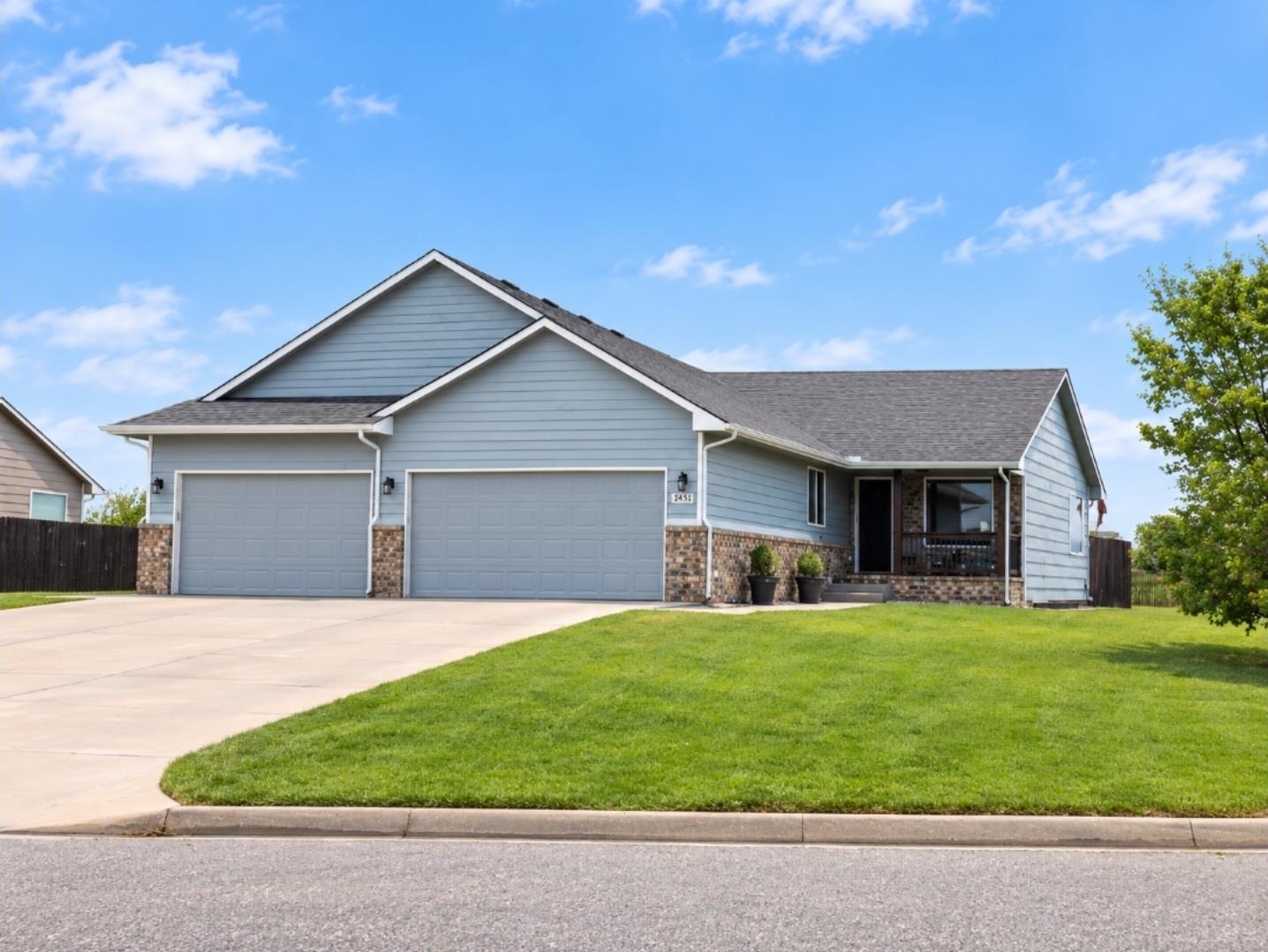 2452 E Quivira Property Photo 1