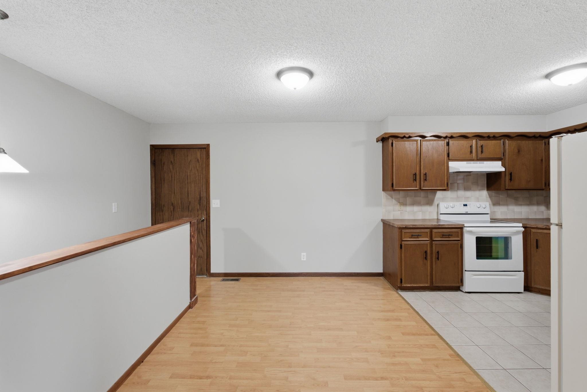 200 E Blue Property Photo 6