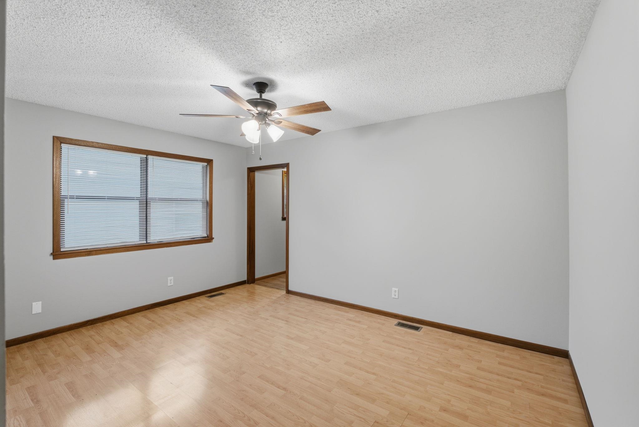 200 E Blue Property Photo 11