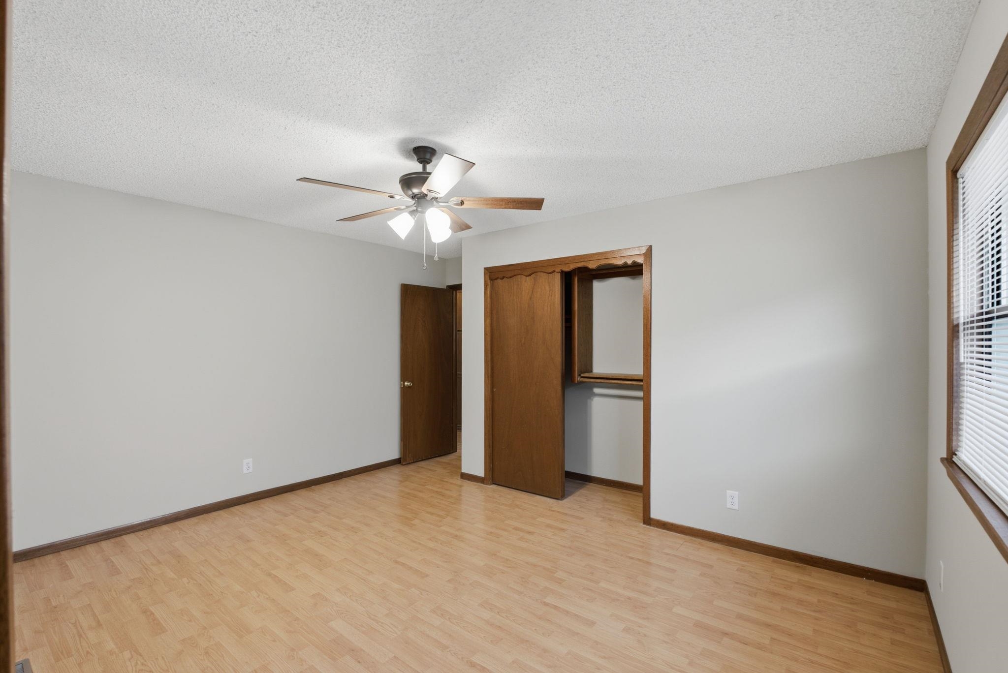 200 E Blue Property Photo 12