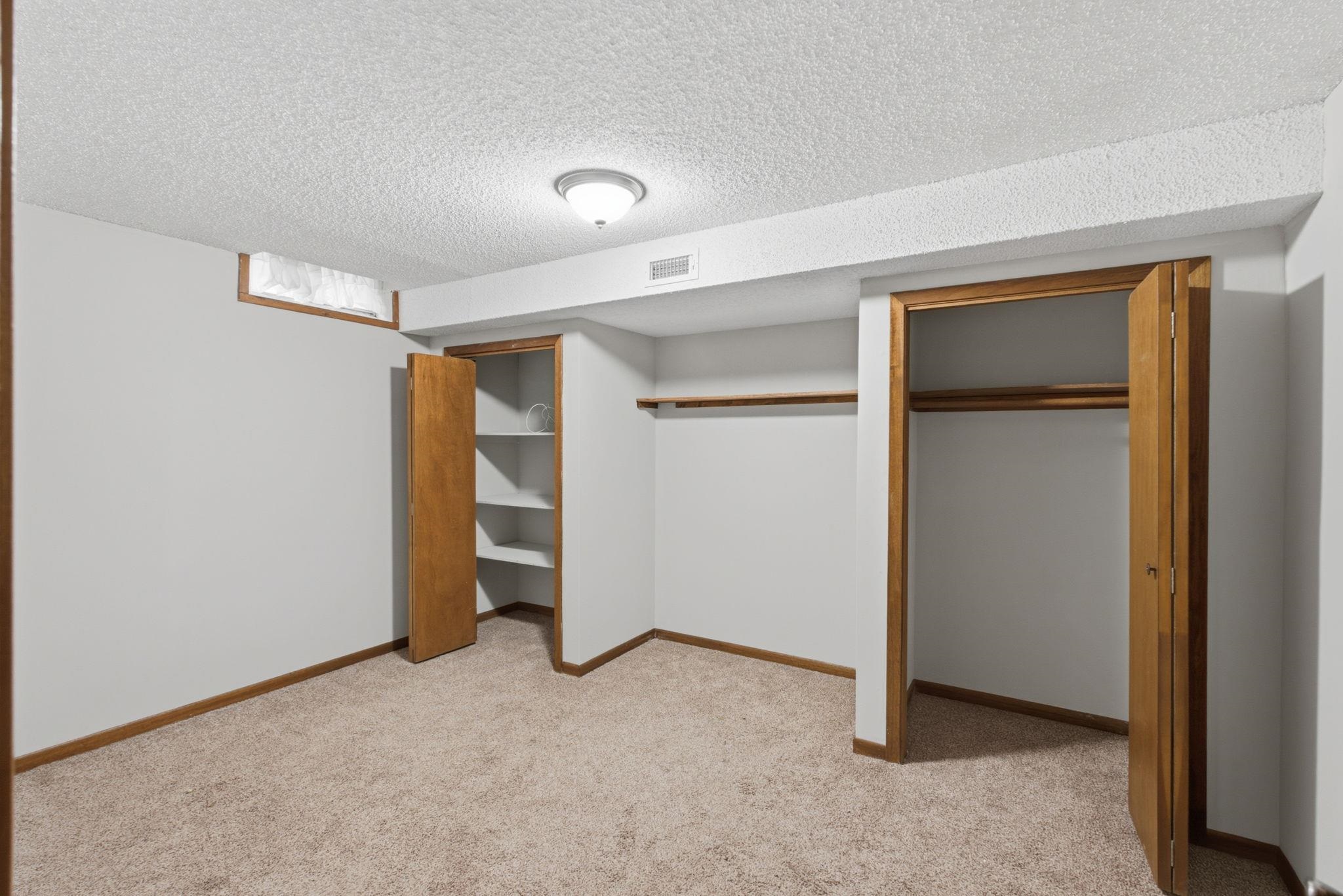 200 E Blue Property Photo 20