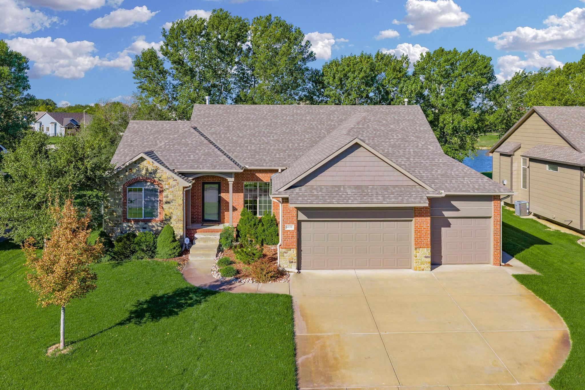 6038 W Driftwood Ct. Property Photo 1