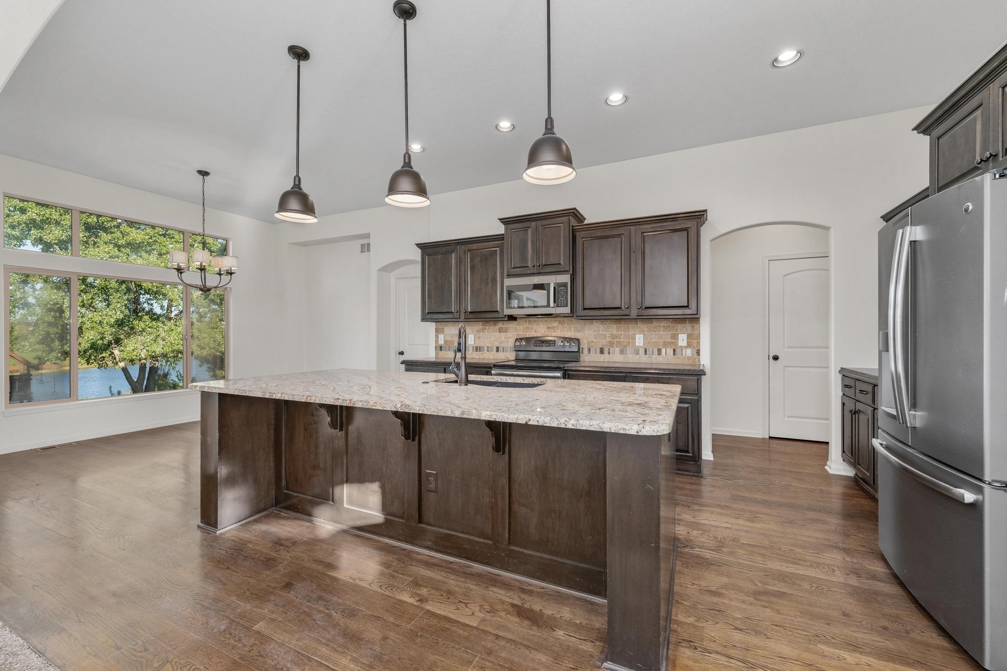 6038 W Driftwood Ct. Property Photo 7
