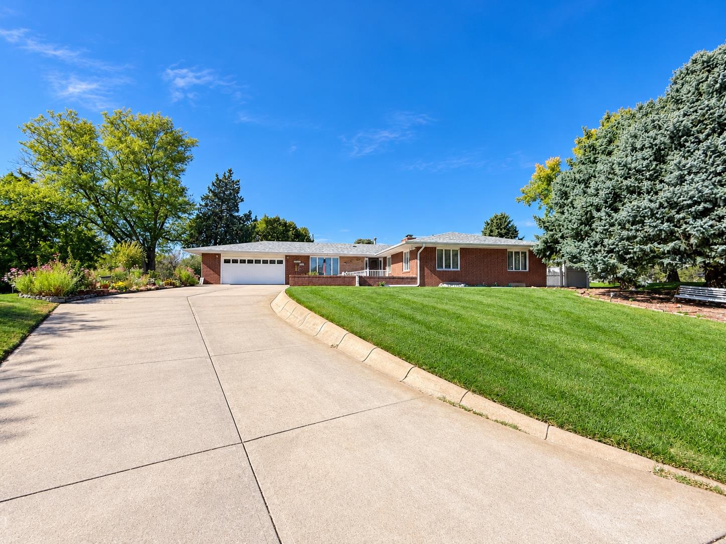 8 Eastgate Property Photo 1