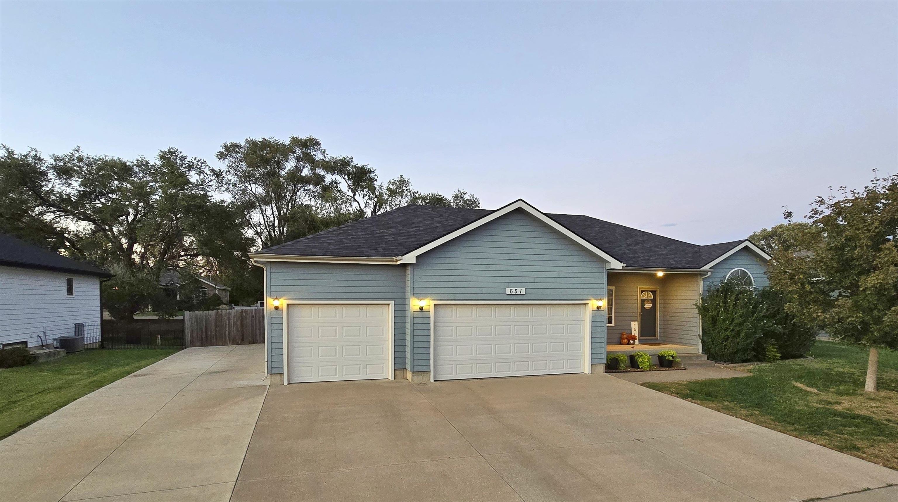 651 Rittgers Ln. Property Photo 1