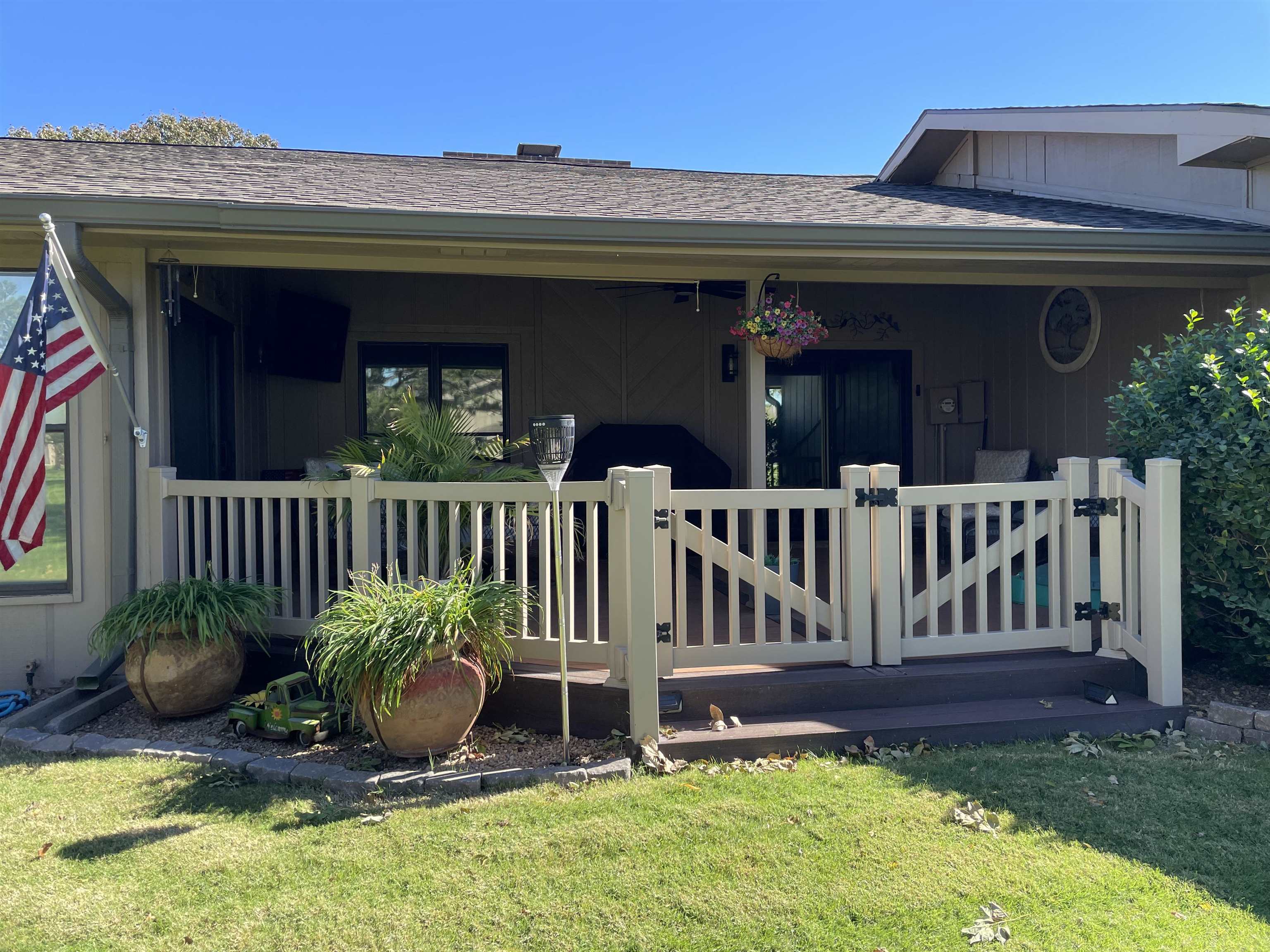 1815 White Sands Dr Property Photo 33