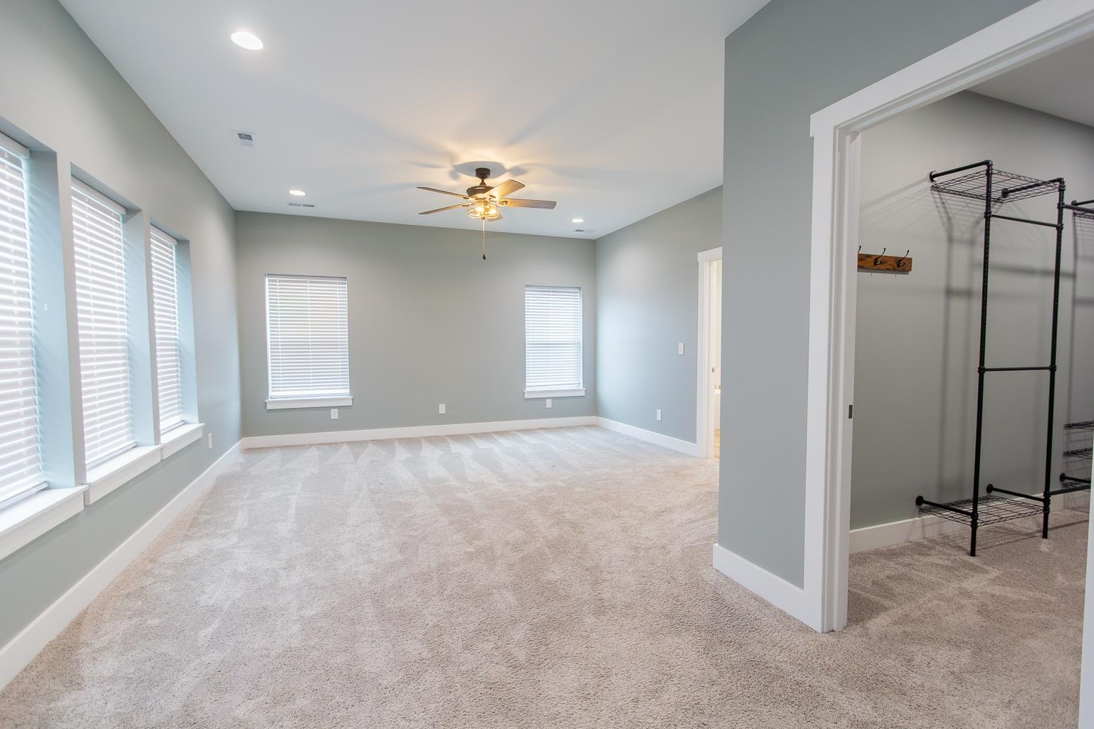 5574 E Cloud Street Property Photo 9