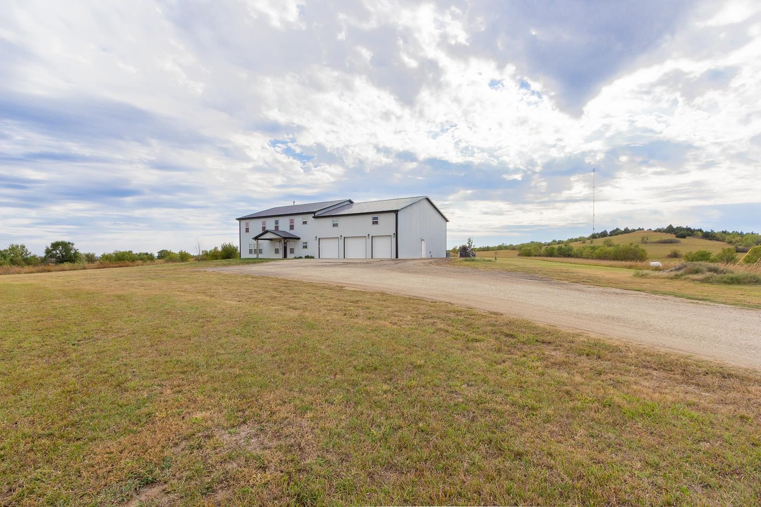 5574 E Cloud Street Property Photo 14