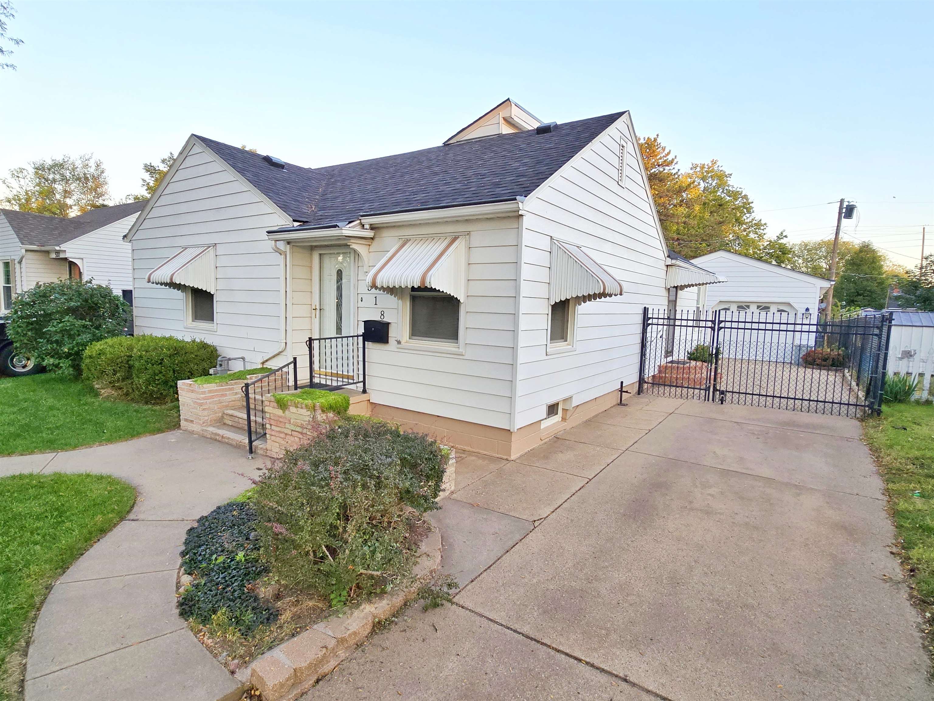 518 Fairview St. Property Photo 1