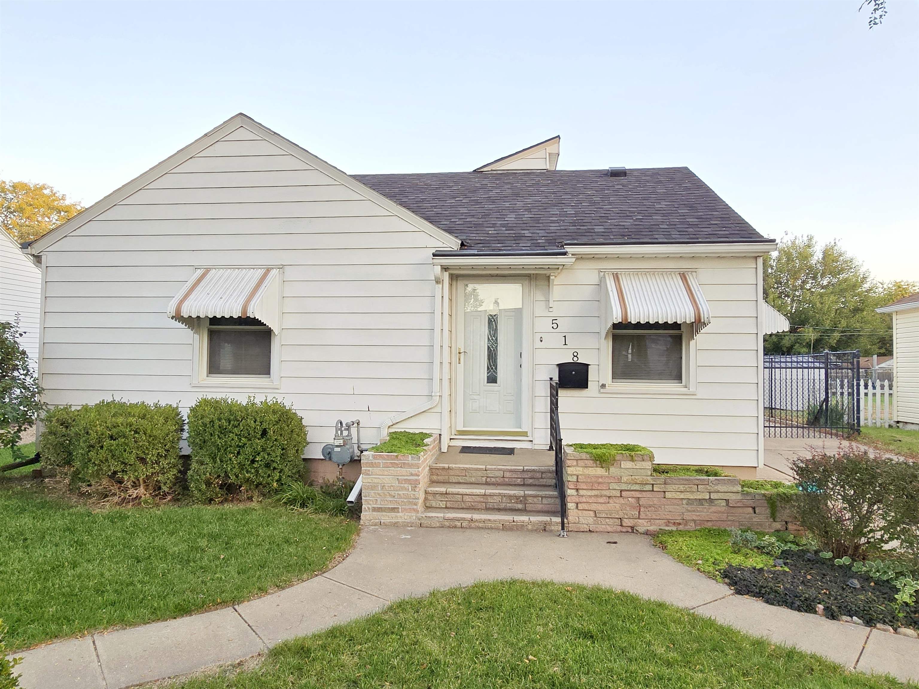 518 Fairview St. Property Photo 7