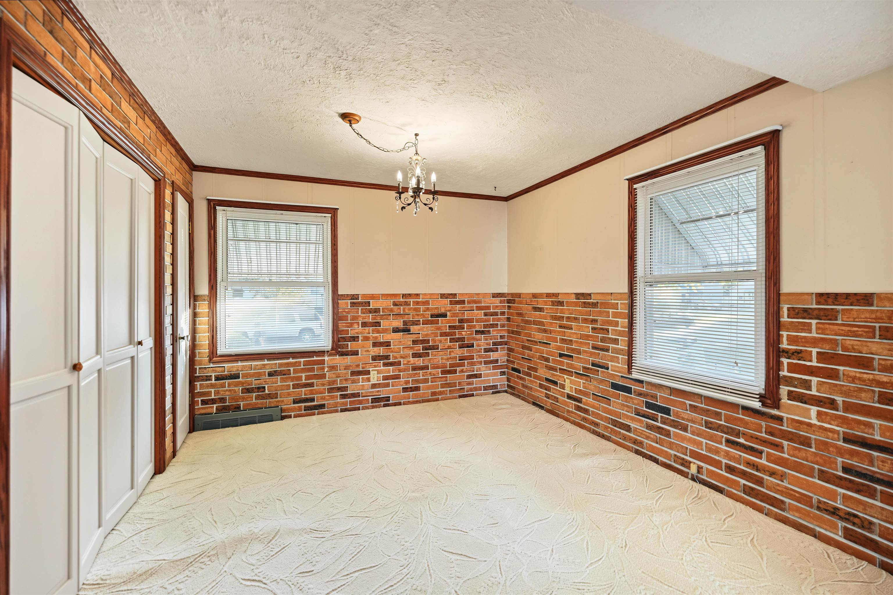 518 Fairview St. Property Photo 20