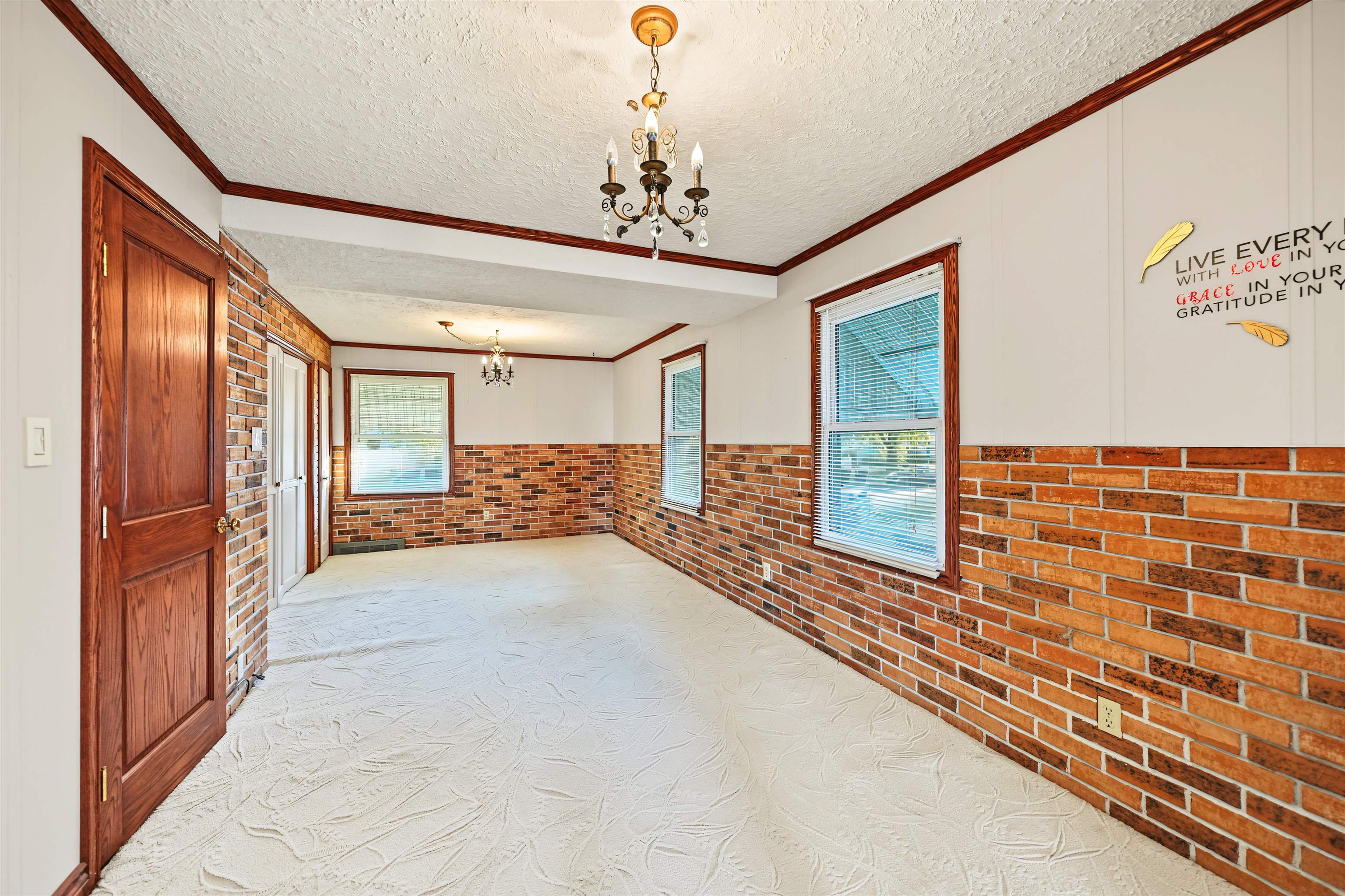 518 Fairview St. Property Photo 21