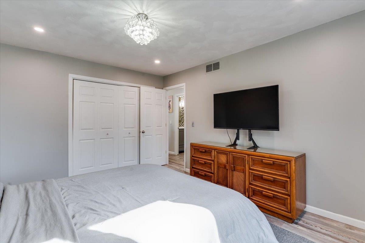 3822 N Garland Property Photo 17
