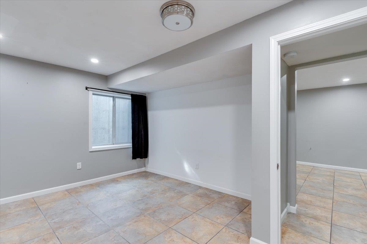 3822 N Garland Property Photo 28