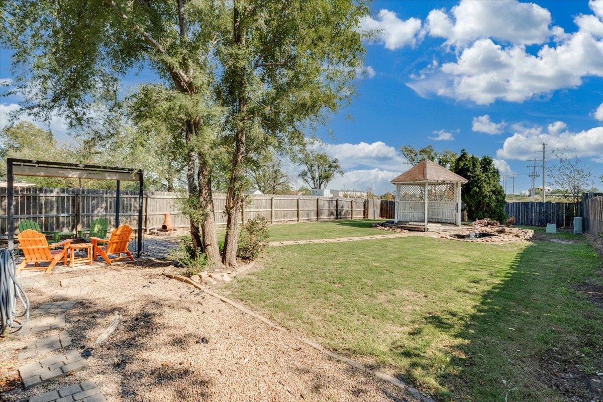 3822 N Garland Property Photo 31