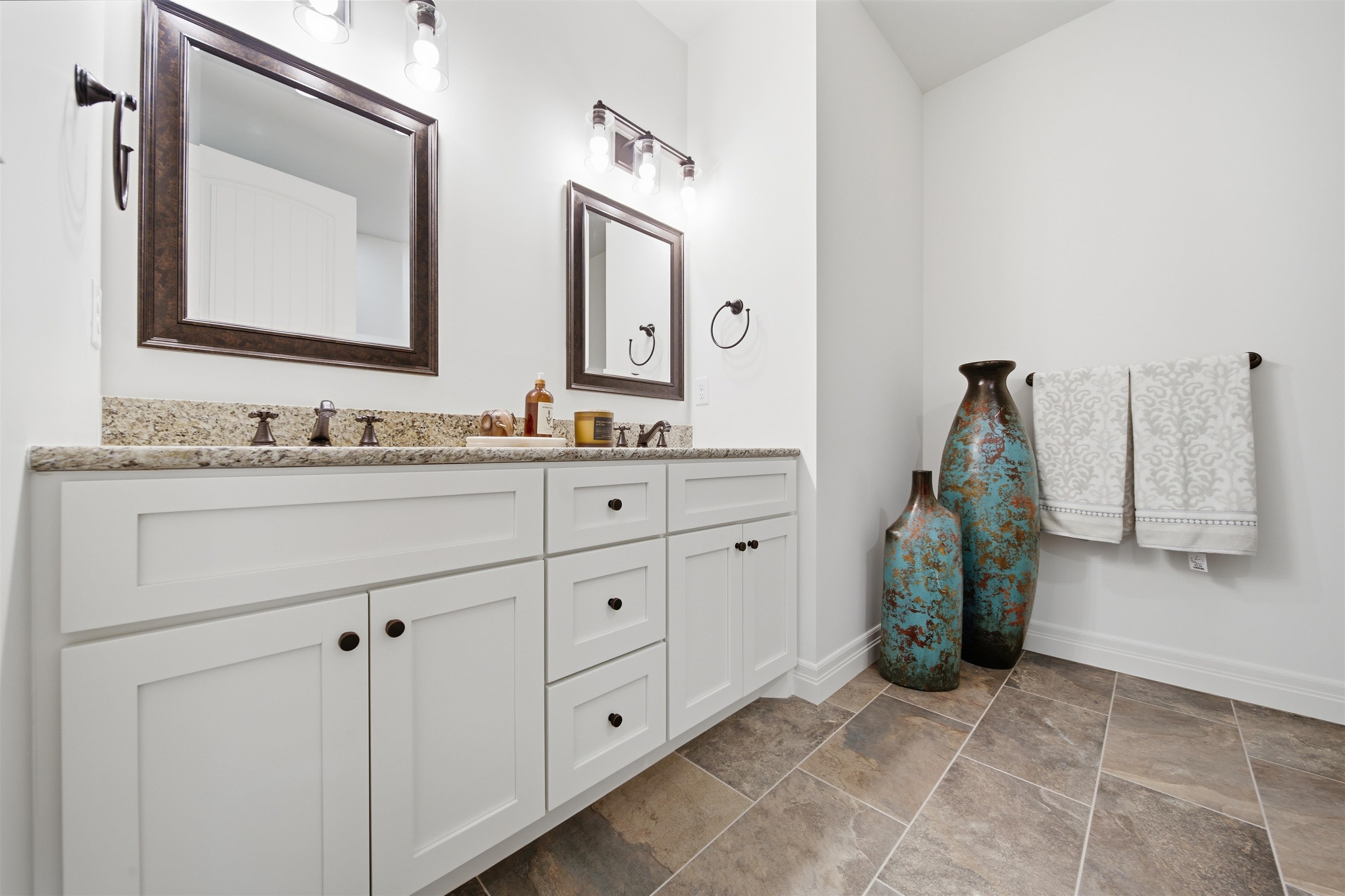 1609 W Rockhill Pl Property Photo 12