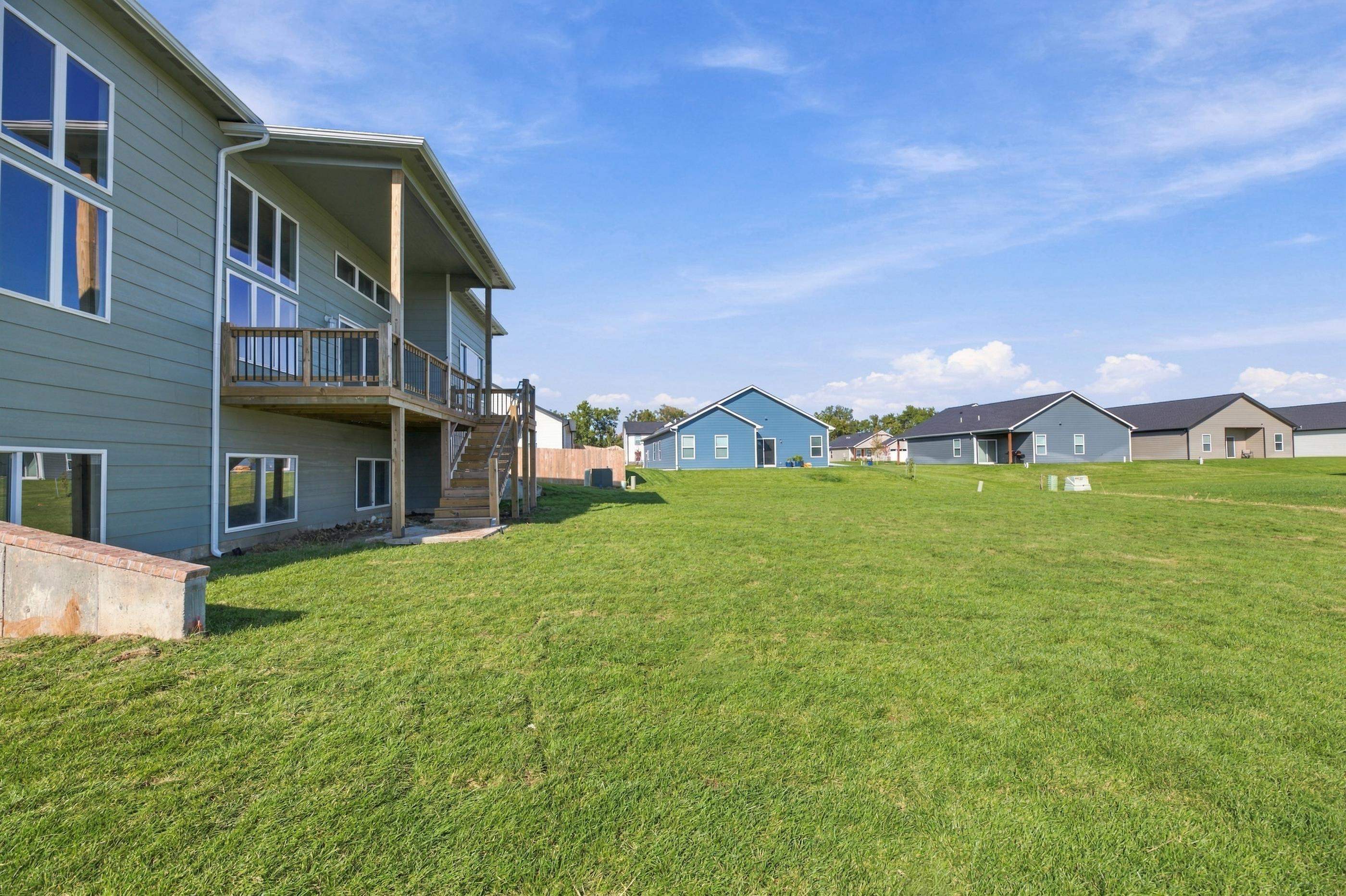 12915 E Spring Valley St. Property Photo 29