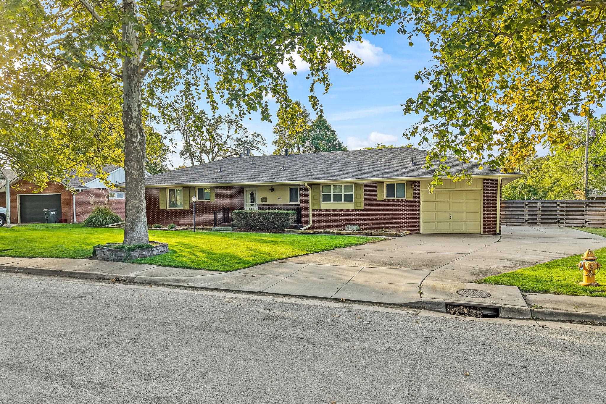 107 Downing Rd Property Photo 2