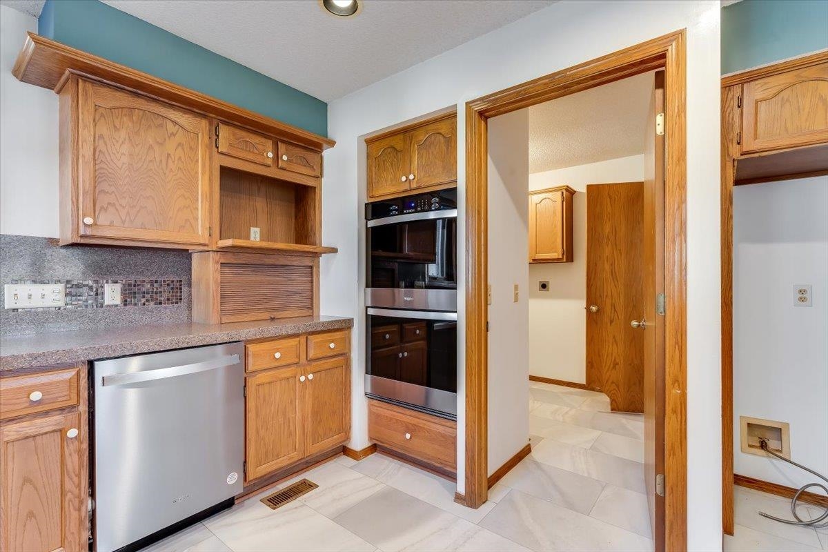 412 E Teal Ln. Property Photo 10