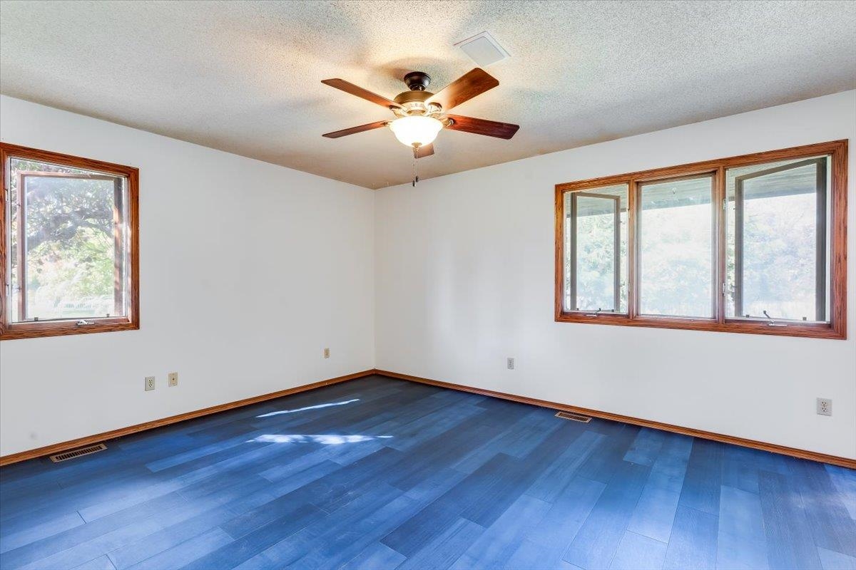 412 E Teal Ln. Property Photo 17