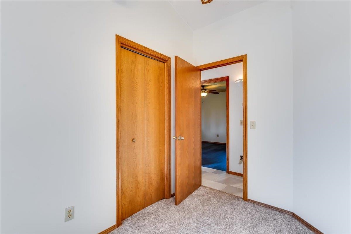 412 E Teal Ln. Property Photo 22