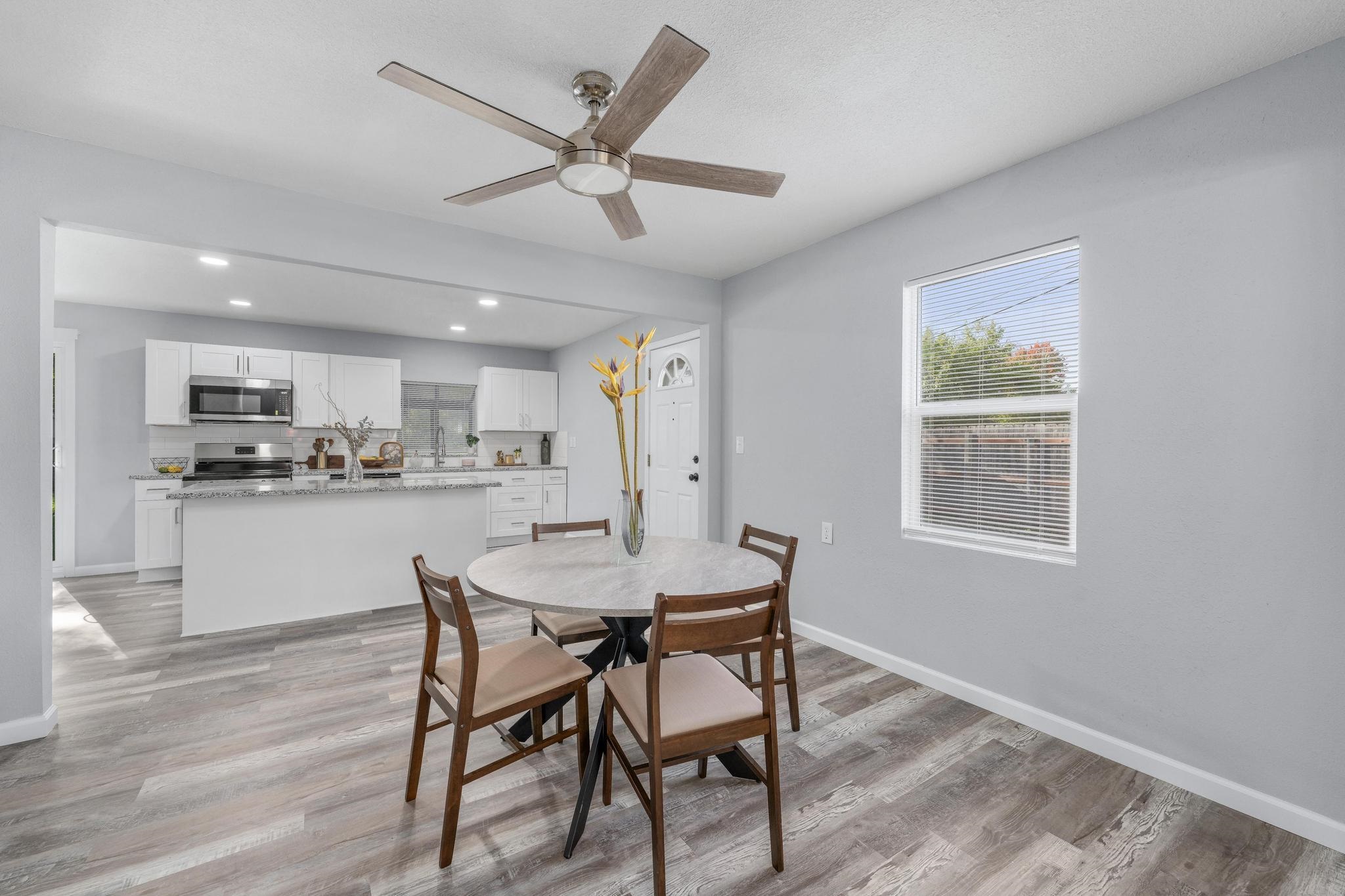 1753 E Marion Property Photo 12