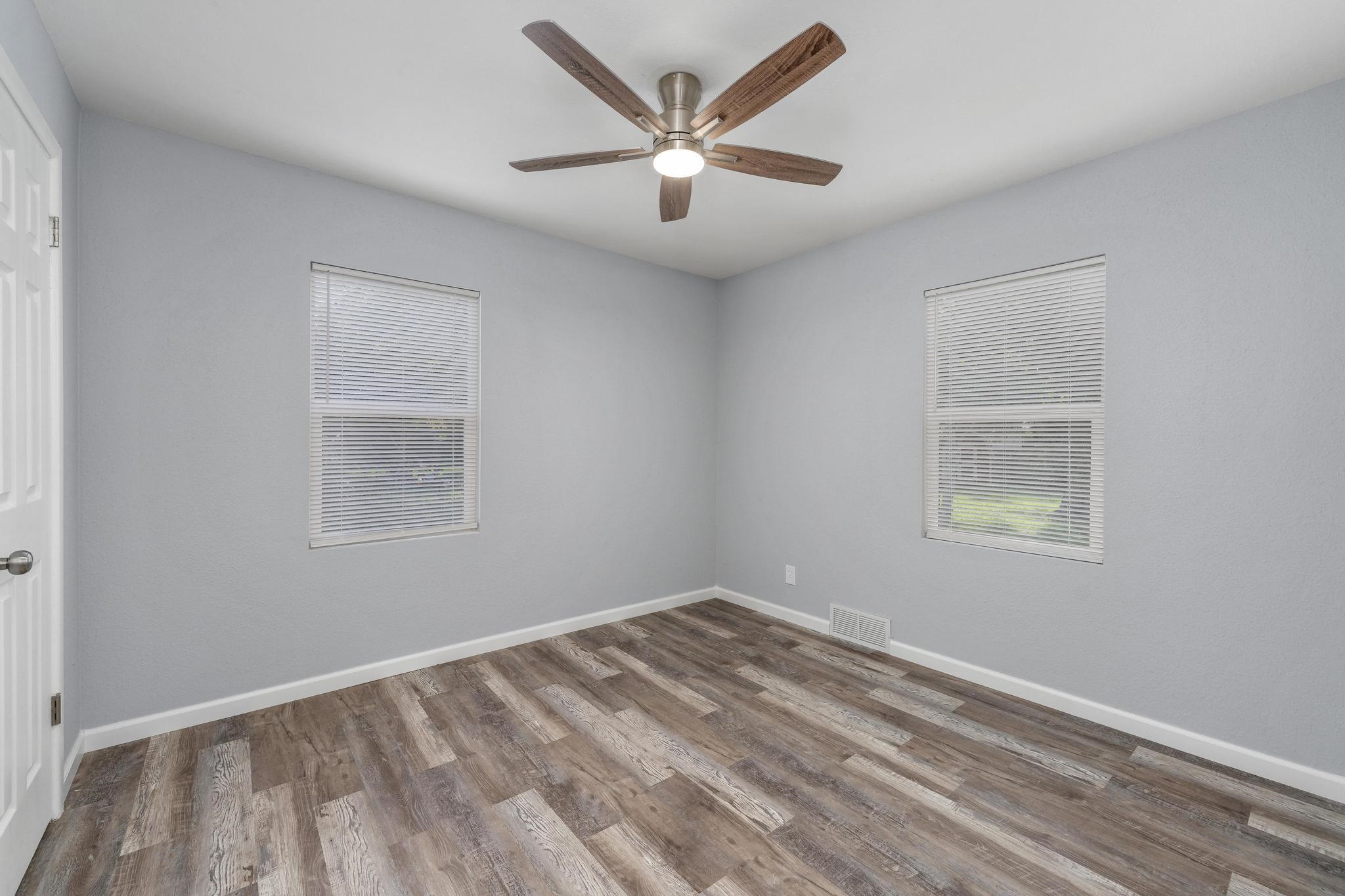 1753 E Marion Property Photo 23