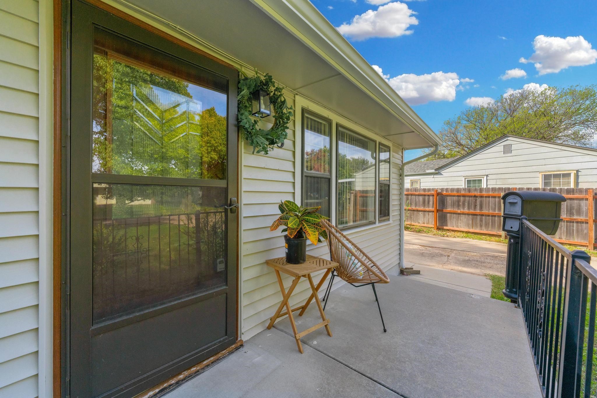 1753 E Marion Property Photo 33