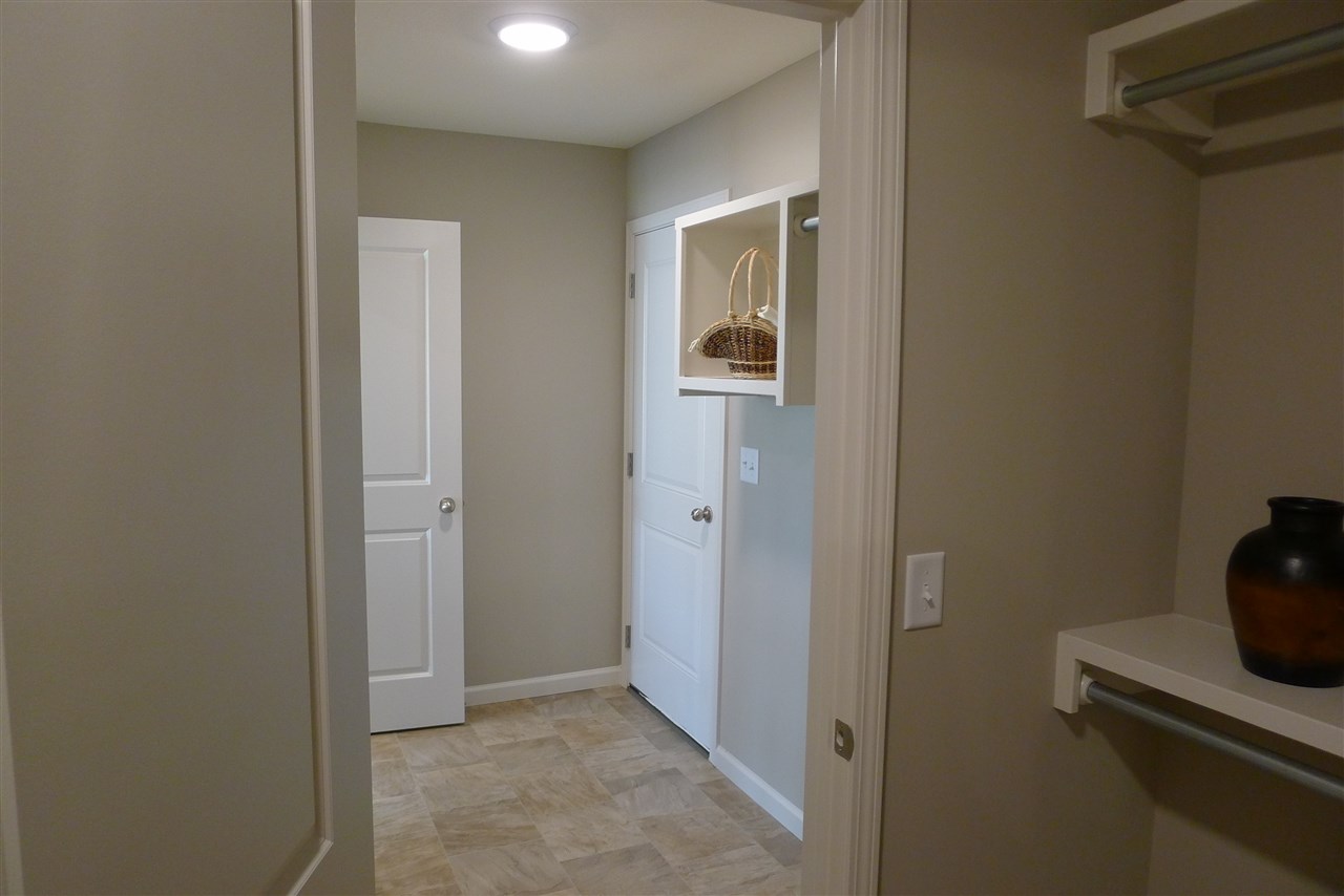 1822 S Stephanie St Property Photo 13