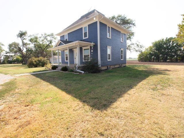 1385 190th Property Photo 3