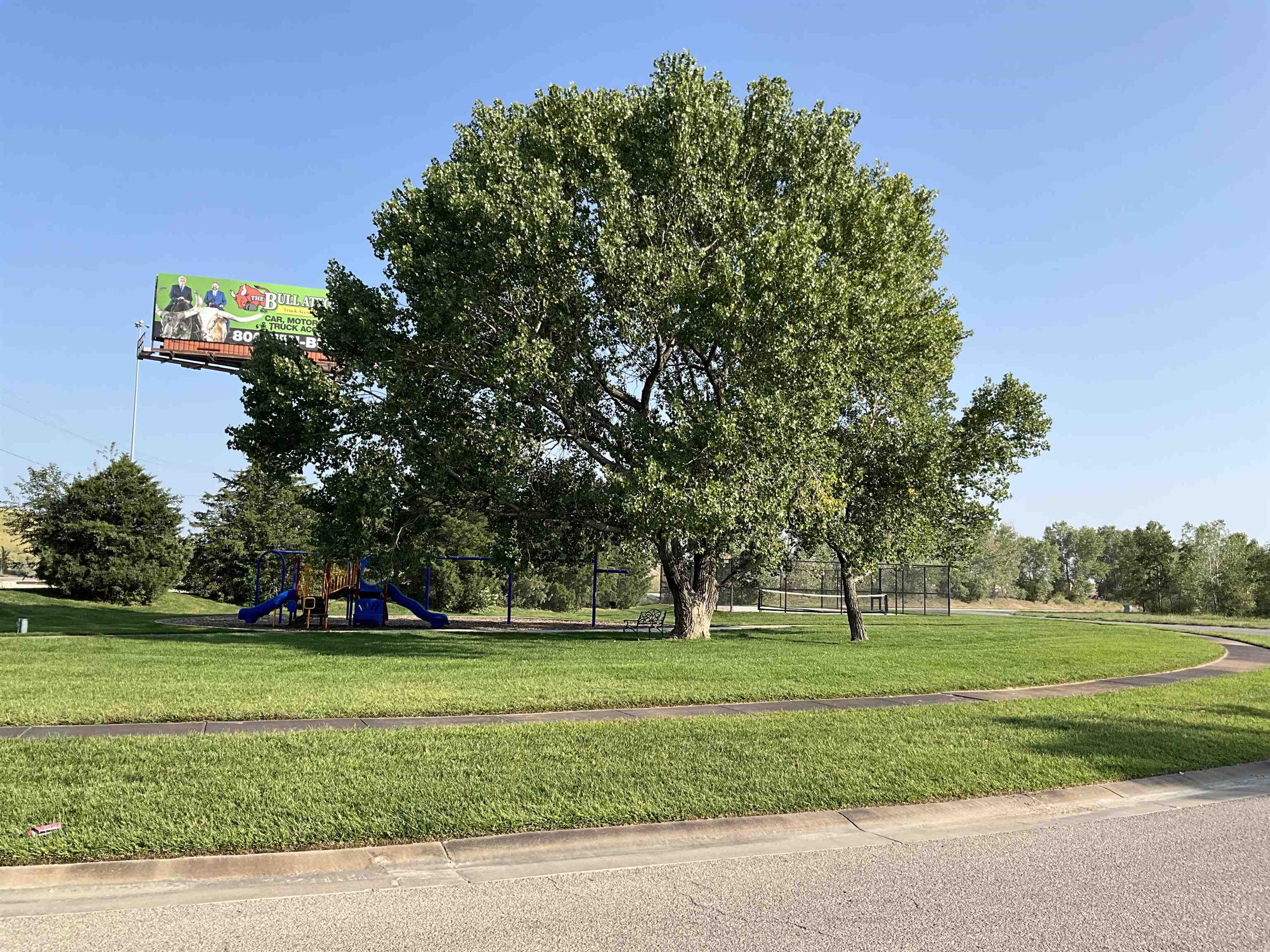 Lot 85 Block D W Calvert Property Photo 7
