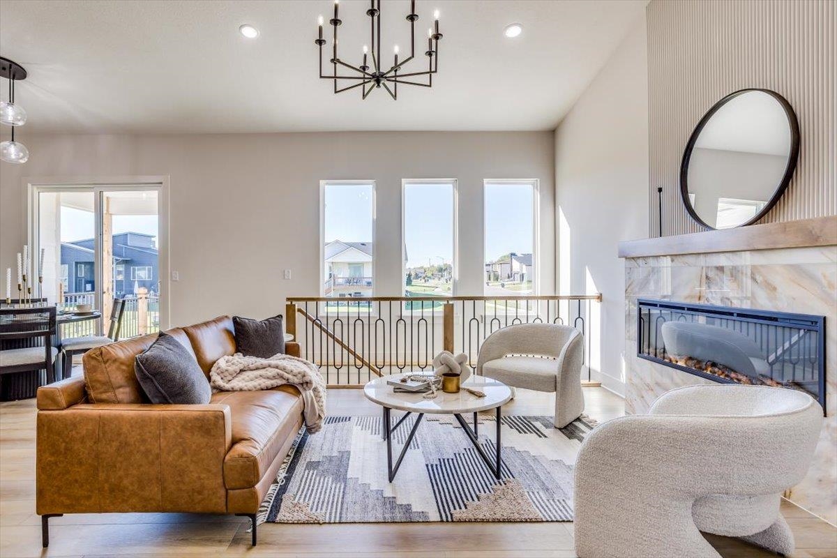 196 S Wellcrest Ct. Property Photo 4