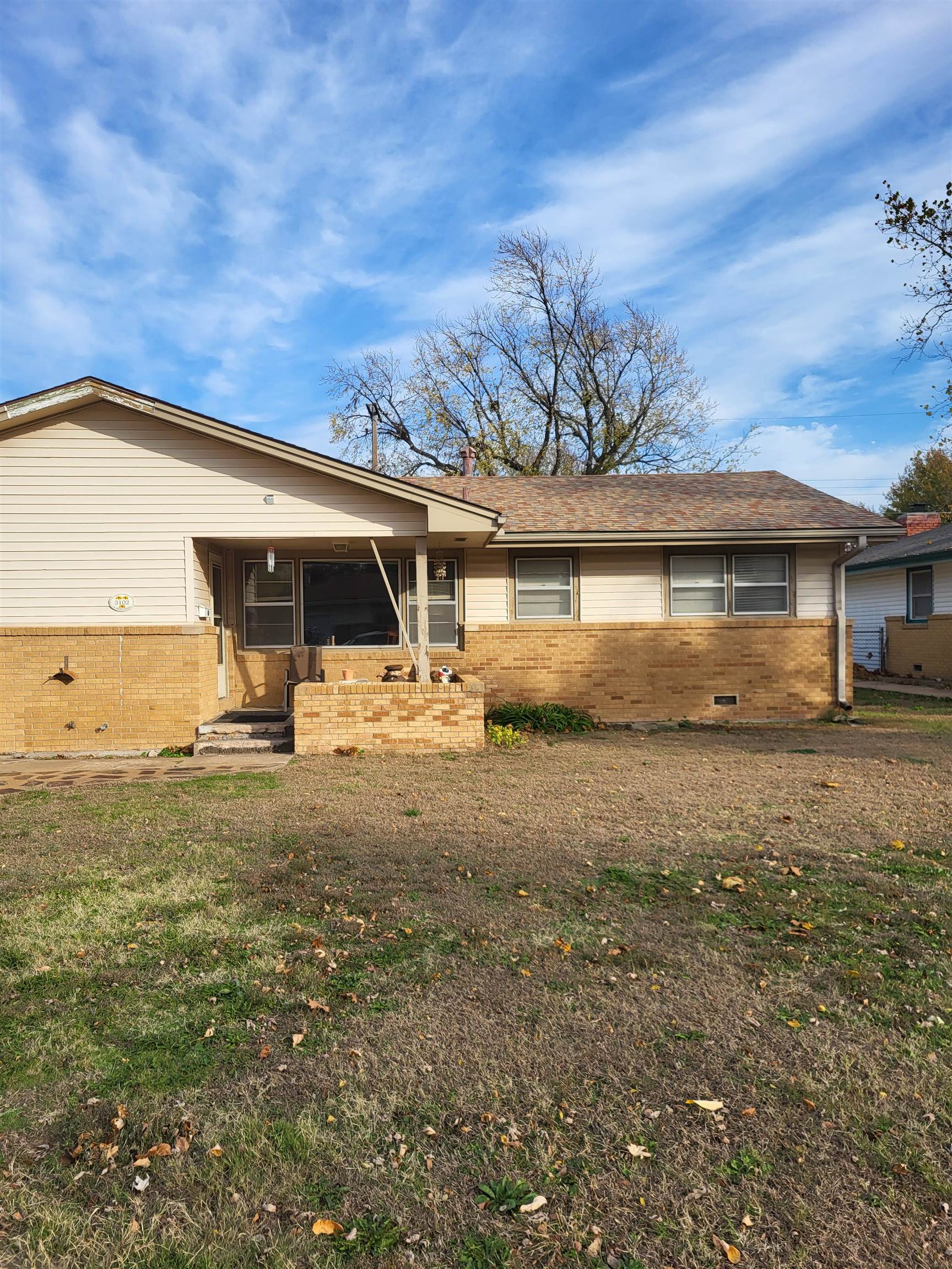 3102 S Martinson Property Photo 5