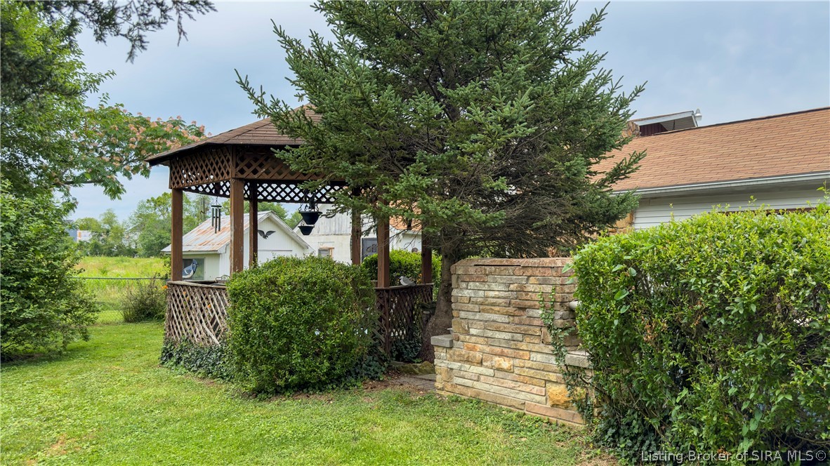 4678 Duffy Road Property Photo 9