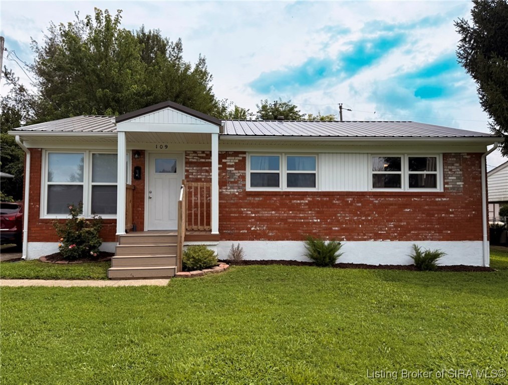 109 N Hungate Street Property Photo 1