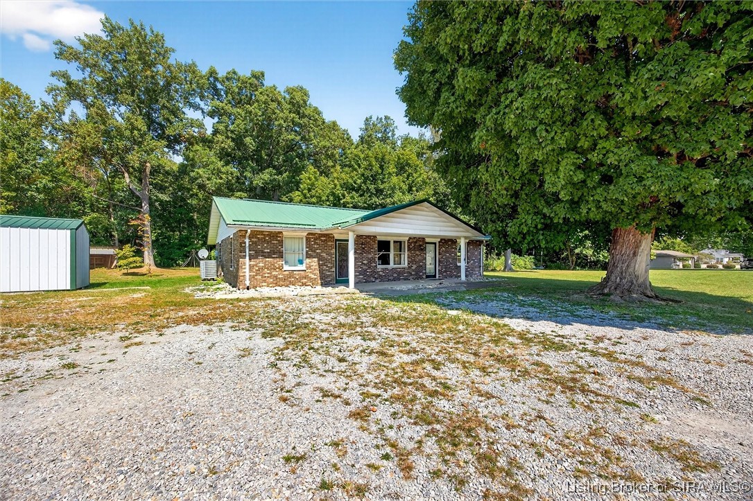 2082 W State Road 54 Property Photo 3