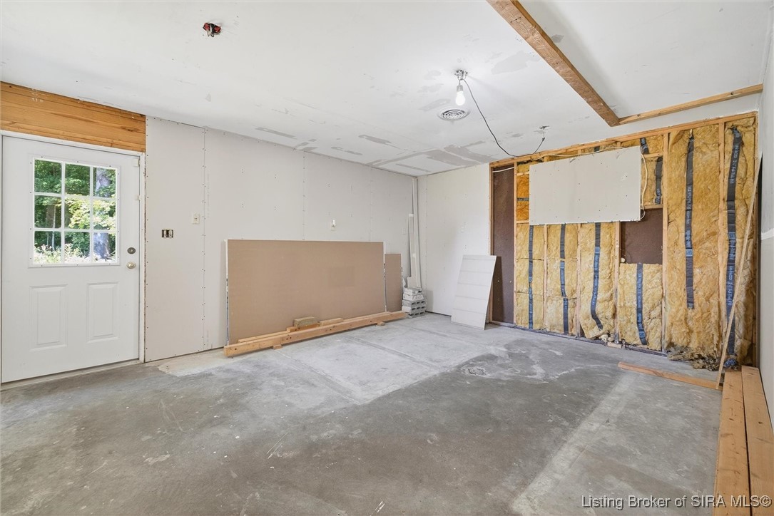 2082 W State Road 54 Property Photo 20