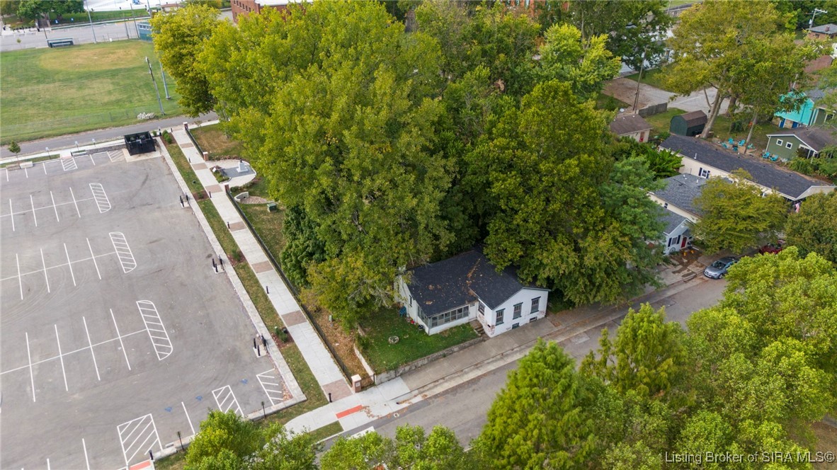 109 Central Avenue Property Photo 3