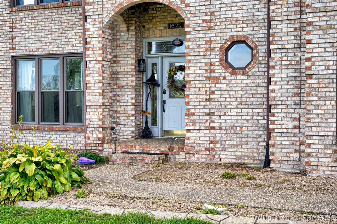 1625 Old State Road Property Photo 3
