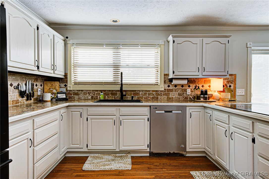 1625 Old State Road Property Photo 10